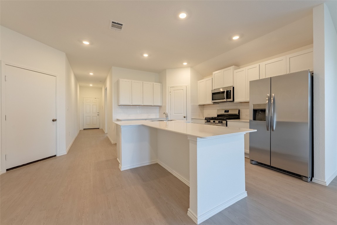 220 Camargue Drive , Hutto, TX, 78634 | 8104091 | Realty Texas LLC