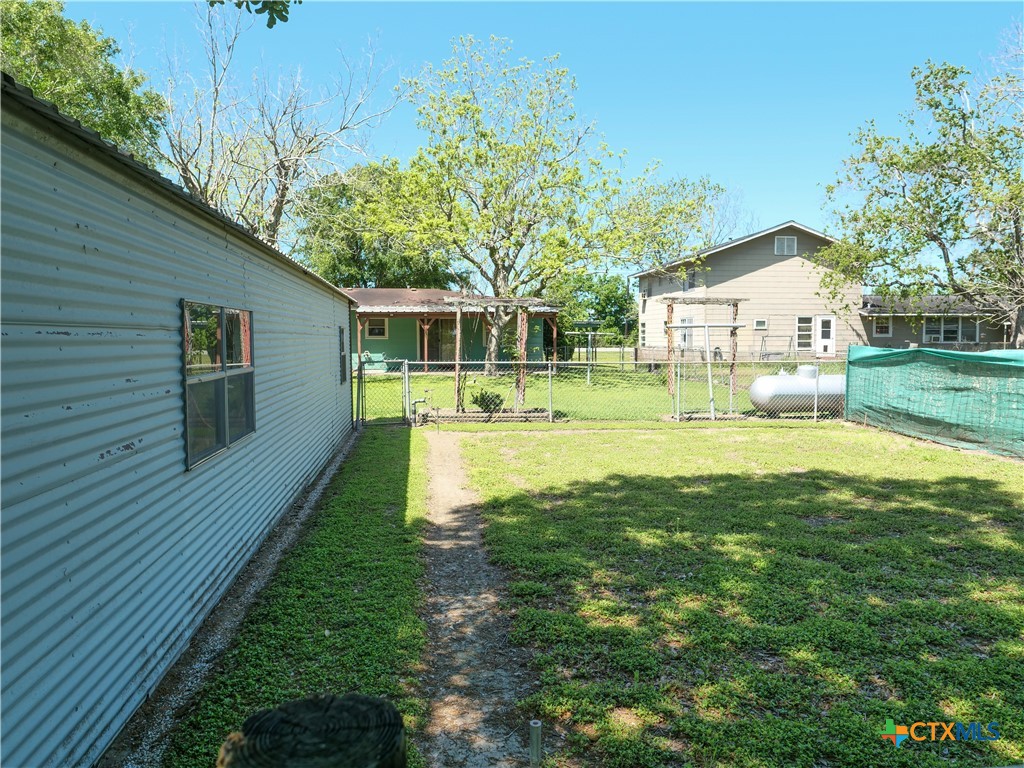 833 State Highway 172 , Ganado, TX, 77962 | 576776 | Realty Texas LLC