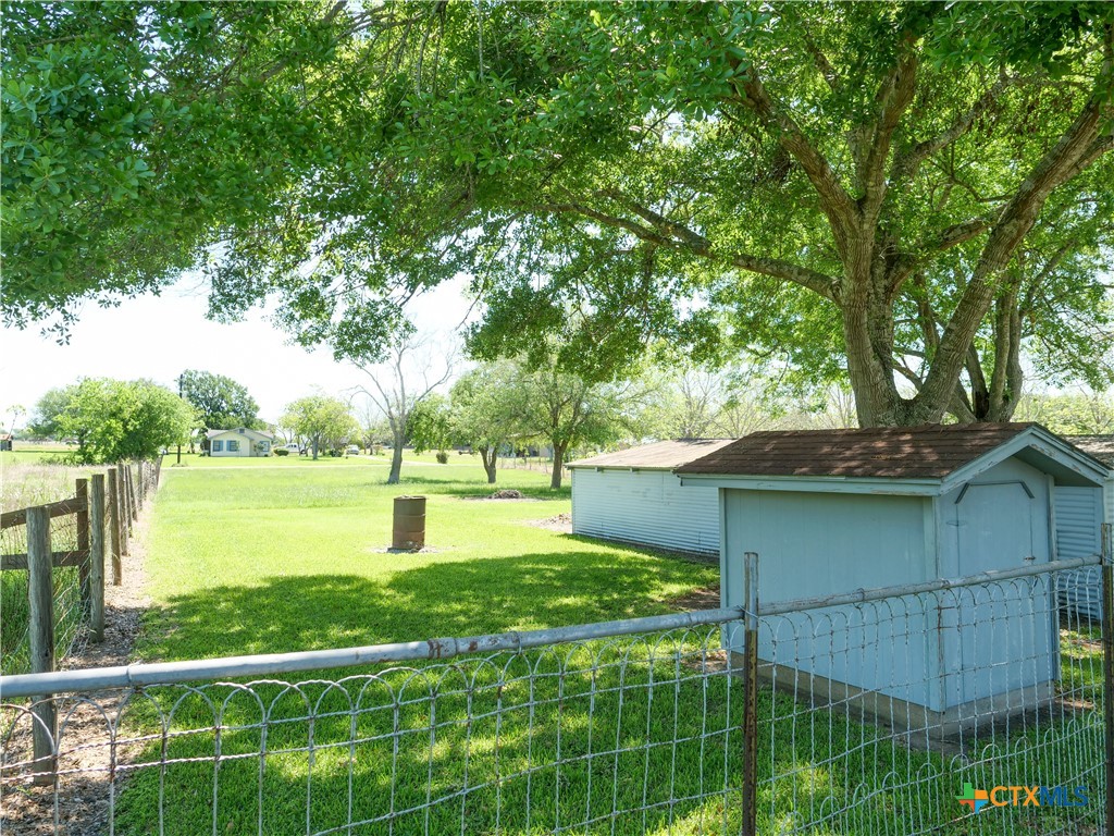 833 State Highway 172 , Ganado, TX, 77962 | 576776 | Realty Texas LLC