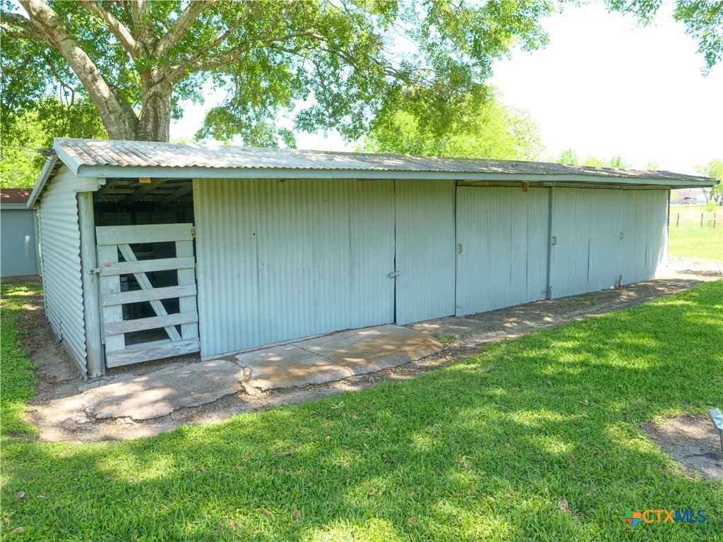 833 State Highway 172 , Ganado, TX, 77962 | 576776 | Realty Texas LLC