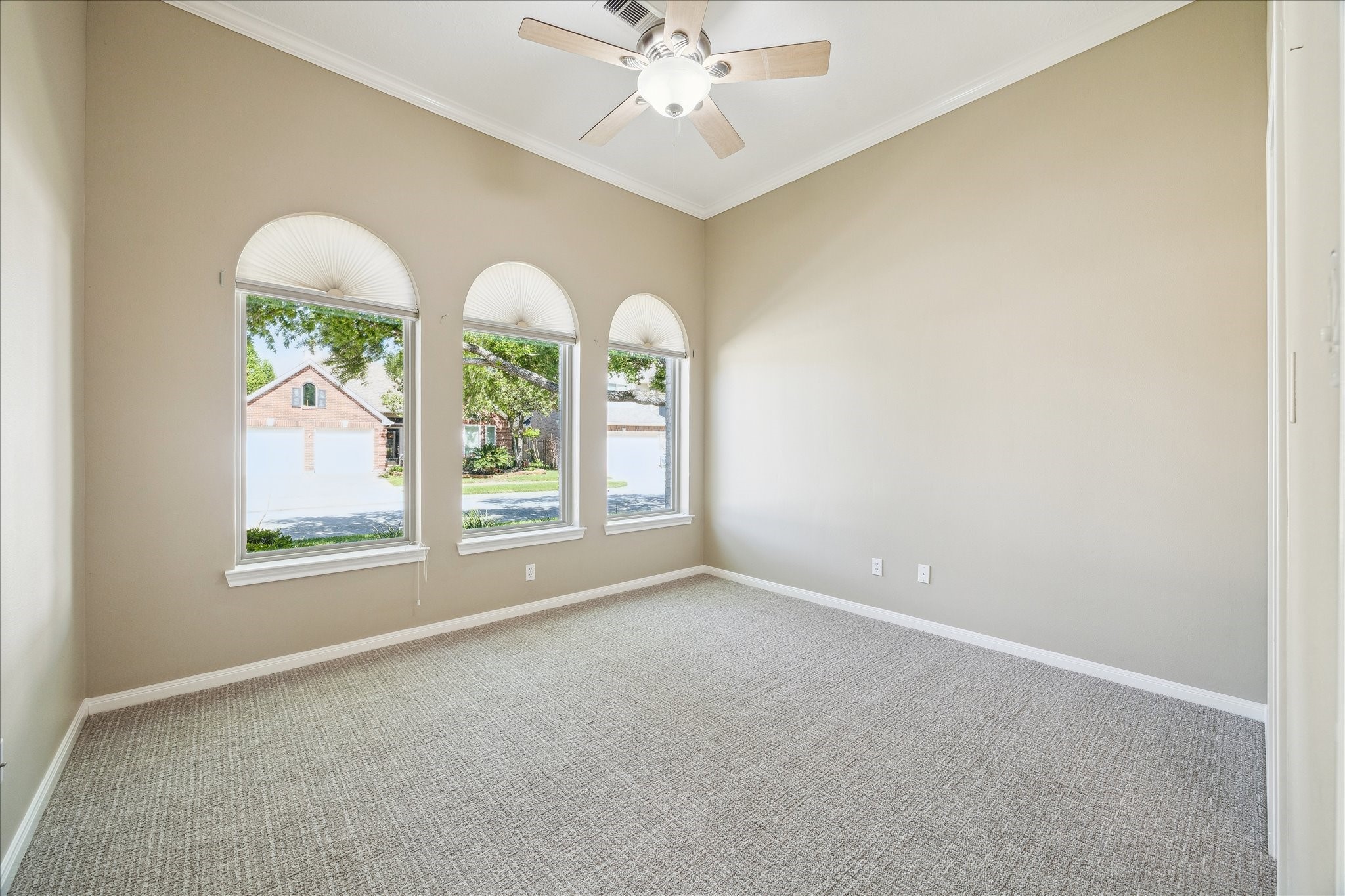 77 Parkway Place , Jersey Village, TX, 77040 | 63781680 | Realty Texas LLC