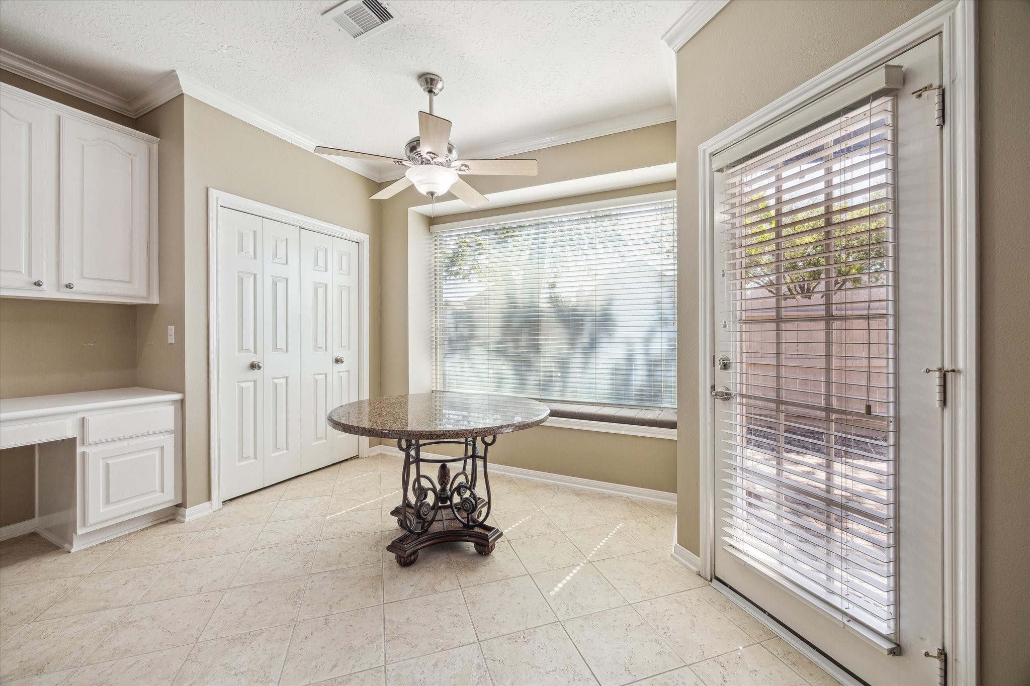 77 Parkway Place , Jersey Village, TX, 77040 | 63781680 | Realty Texas LLC