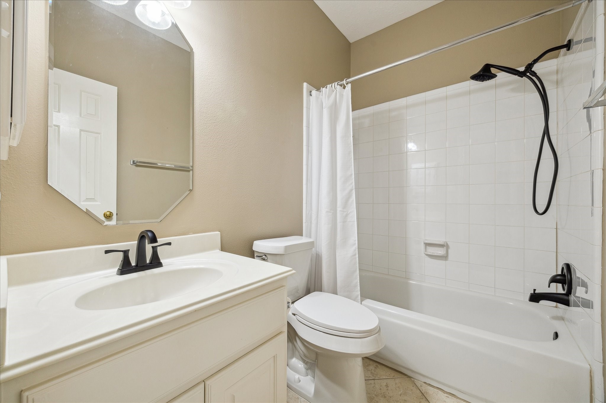 77 Parkway Place , Jersey Village, TX, 77040 | 63781680 | Realty Texas LLC