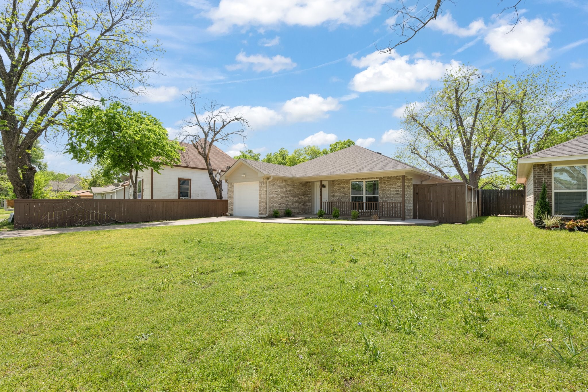 785 Chase Avenue , Cleburne, TX, 76031 | 20905007 | Realty Texas LLC