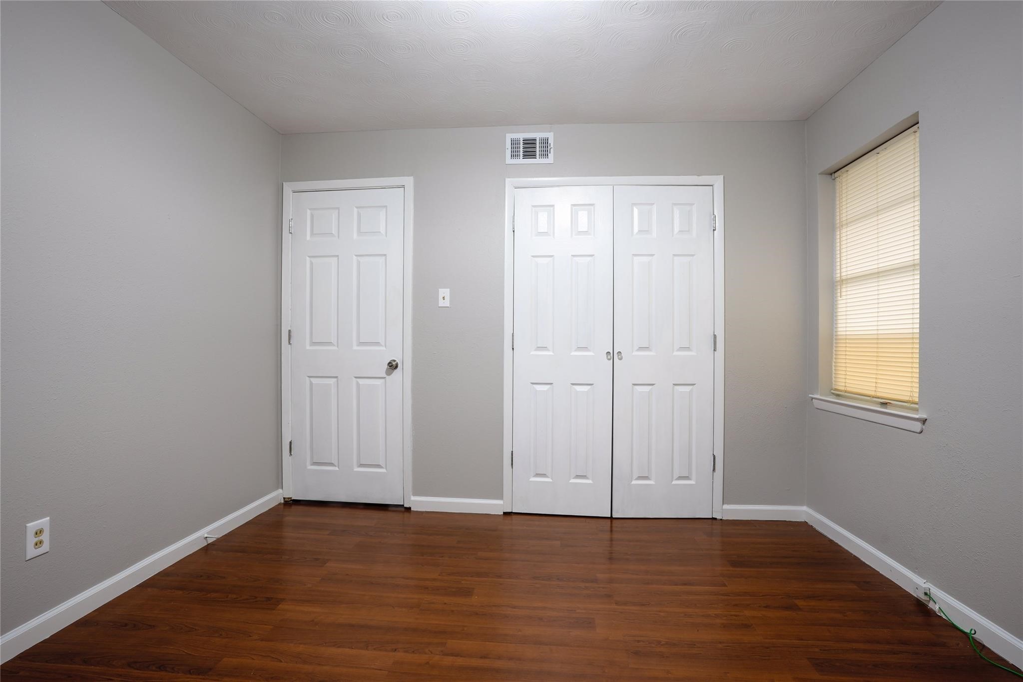 1103 S Carlton Street , Ennis, TX, 75119 | 20905133 | Realty Texas LLC