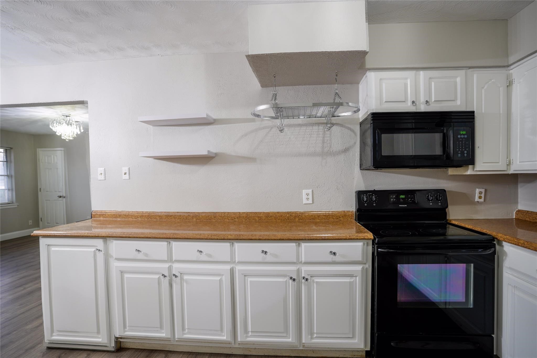 1103 S Carlton Street , Ennis, TX, 75119 | 20905133 | Realty Texas LLC