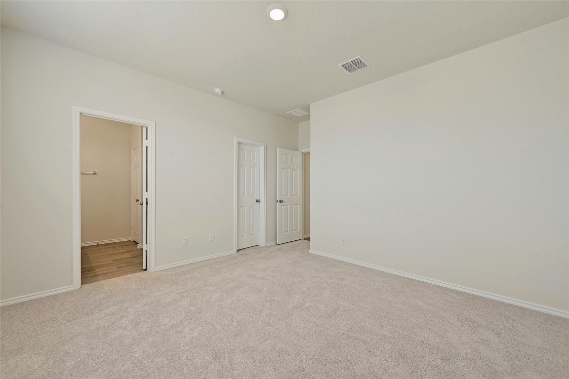 529 Tree Nut Loop , Buda, TX, 78610 | 3555630 | Realty Texas LLC
