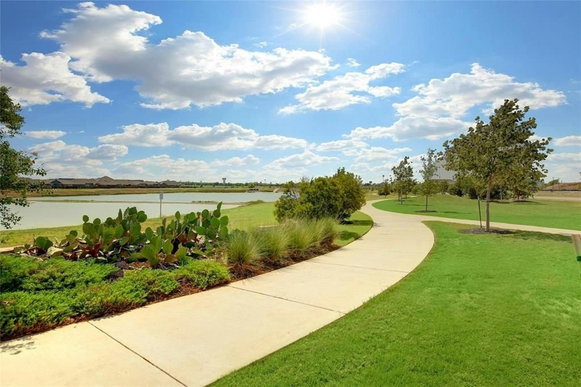529 Tree Nut Loop , Buda, TX, 78610 | 3555630 | Realty Texas LLC