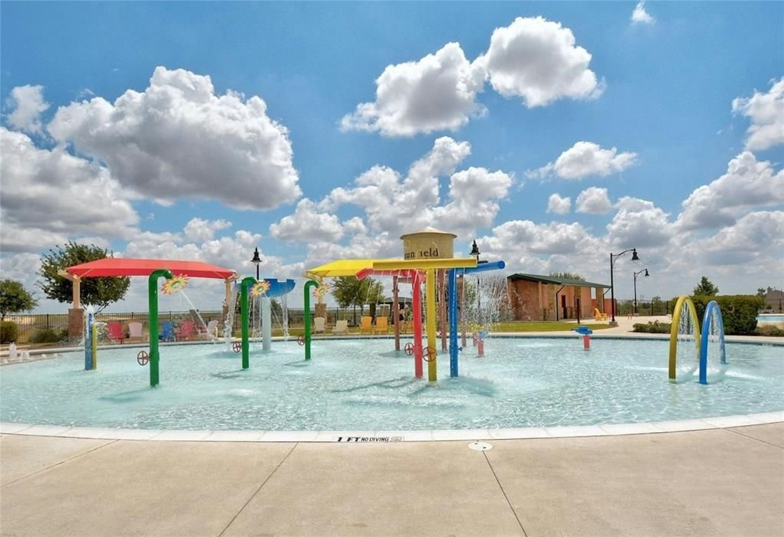 529 Tree Nut Loop , Buda, TX, 78610 | 3555630 | Realty Texas LLC