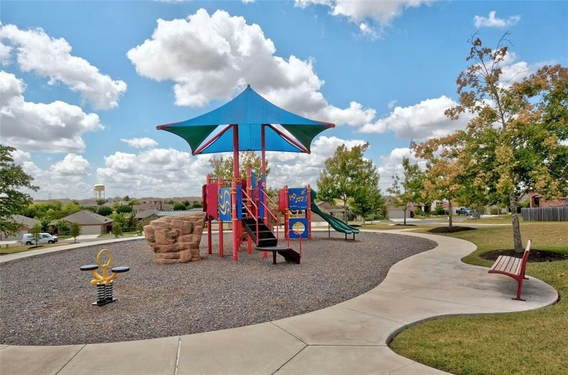 529 Tree Nut Loop , Buda, TX, 78610 | 3555630 | Realty Texas LLC