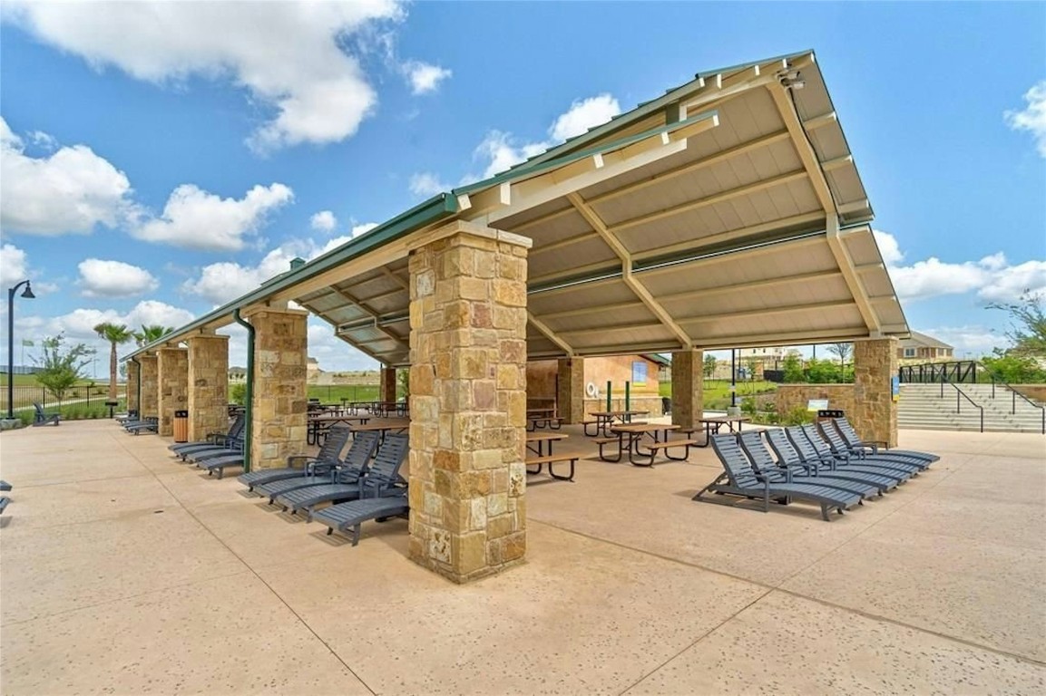 529 Tree Nut Loop , Buda, TX, 78610 | 3555630 | Realty Texas LLC