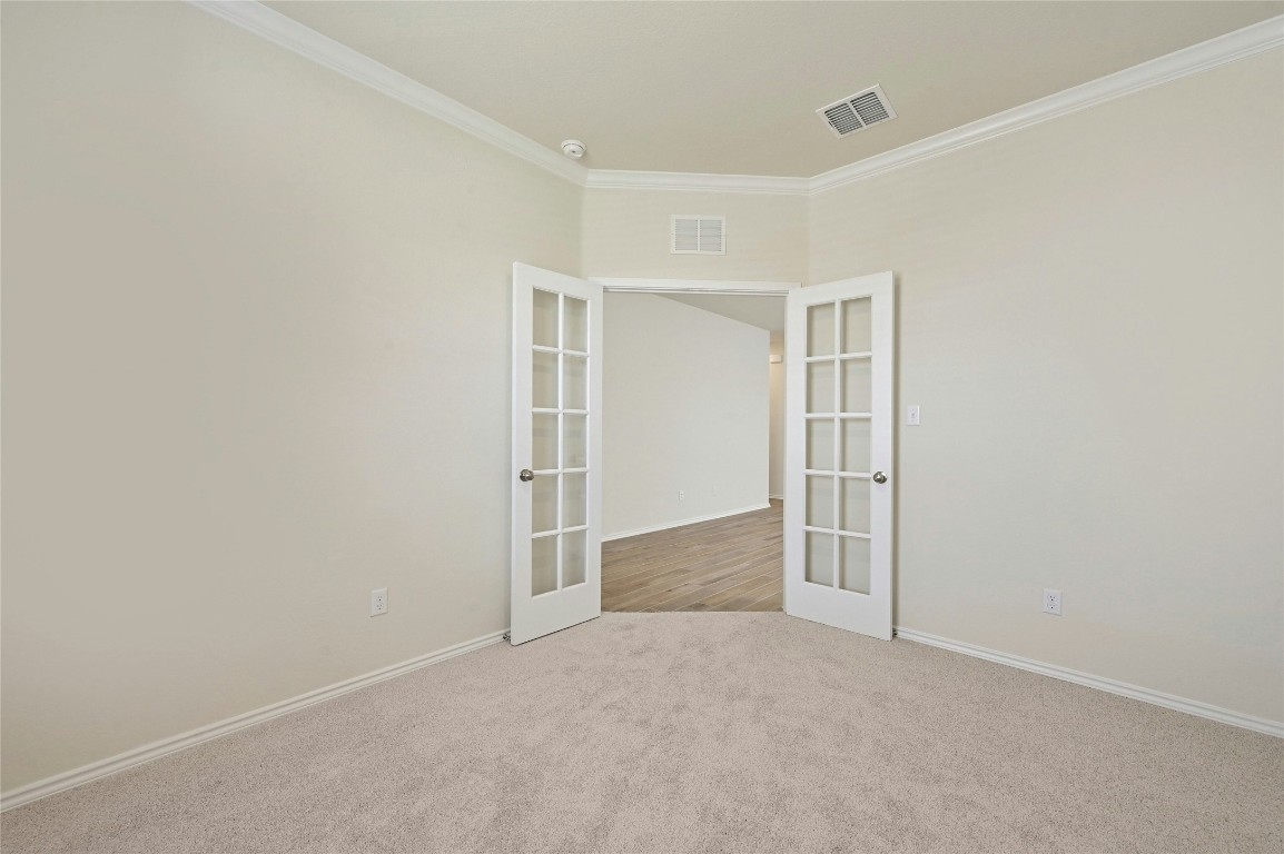 529 Tree Nut Loop , Buda, TX, 78610 | 3555630 | Realty Texas LLC