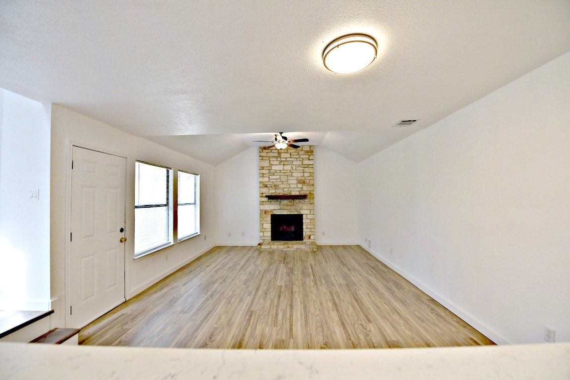 8102 Tuscarora Trail B , Austin, TX, 78729 | 1064178 | Realty Texas LLC