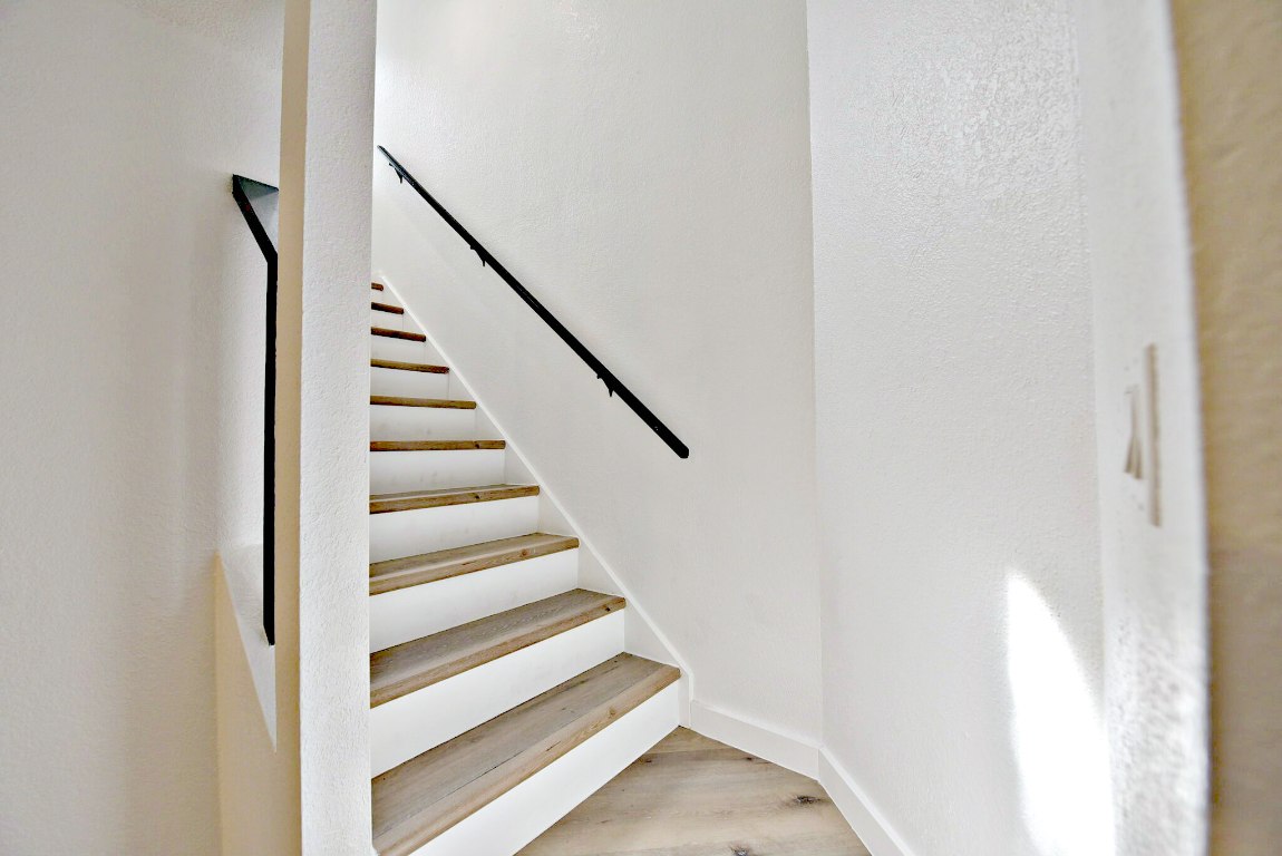 8102 Tuscarora Trail B , Austin, TX, 78729 | 1064178 | Realty Texas LLC