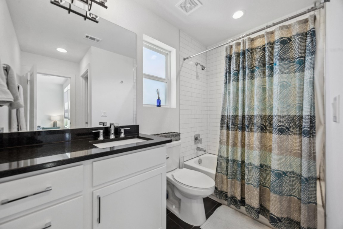 3503 Pennsylvania Avenue 1 , Austin, TX, 78721 | 7042709 | Realty Texas LLC