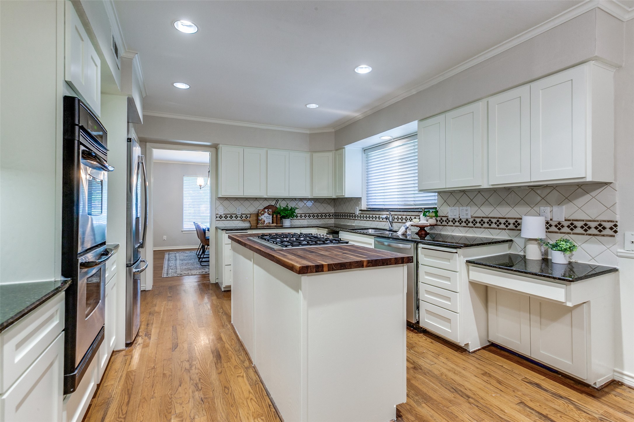 13852 Sprucewood Drive , Dallas, TX, 75240 | 20906729 | Realty Texas LLC
