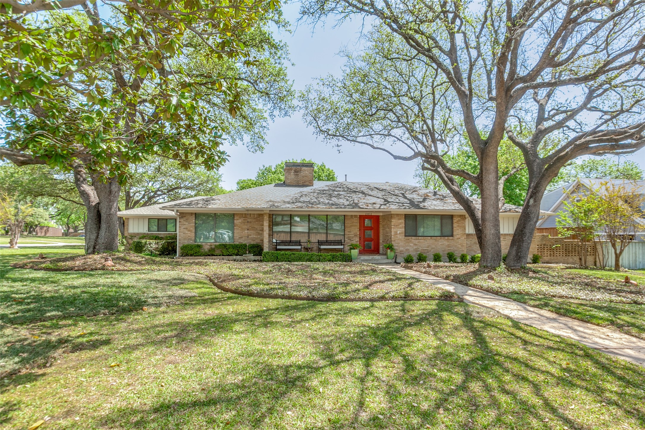 13852 Sprucewood Drive , Dallas, TX, 75240 | 20906729 | Realty Texas LLC