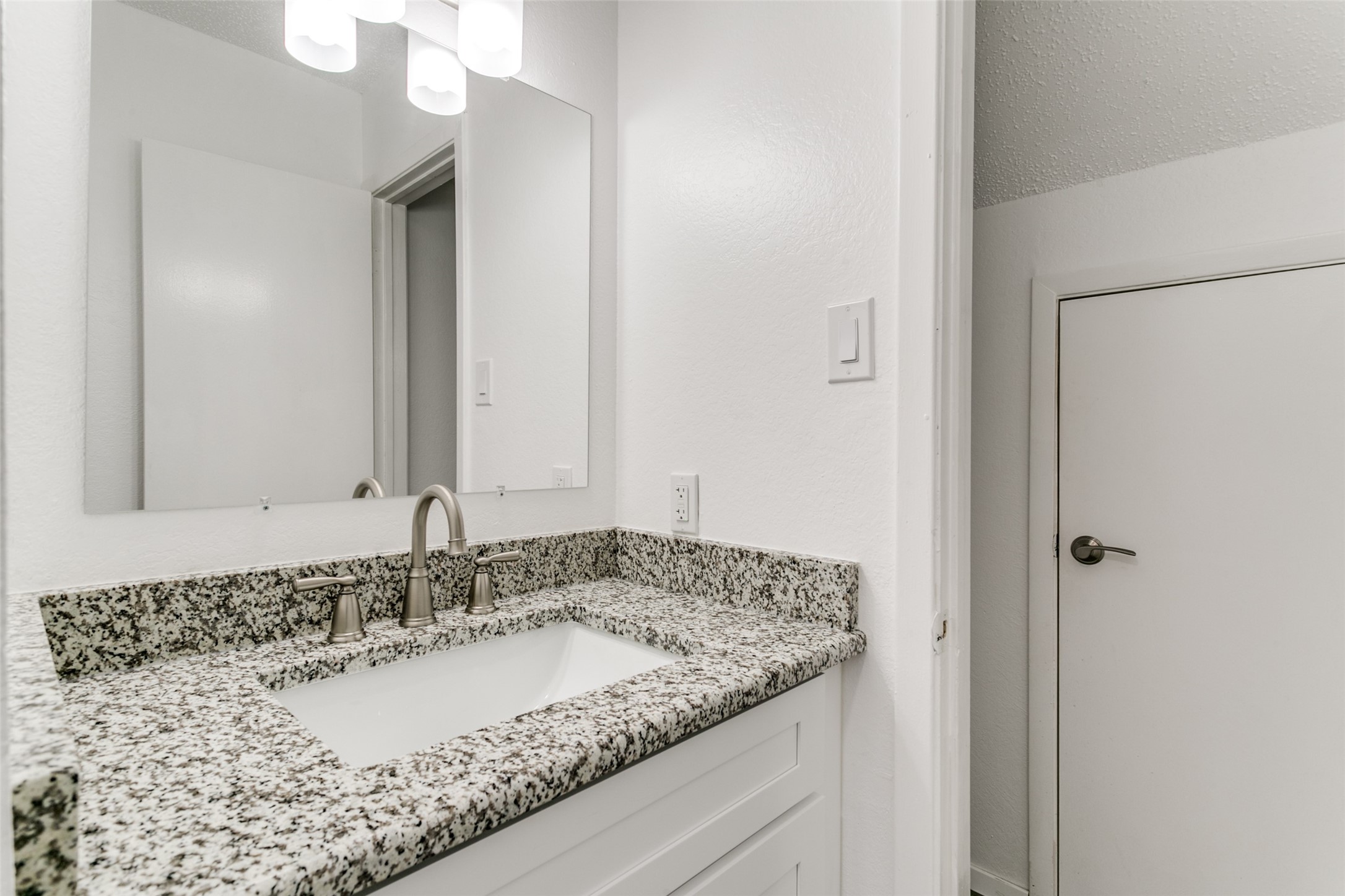 620 Ridgeline Drive , Hurst, TX, 76053 | 20897985 | Realty Texas LLC
