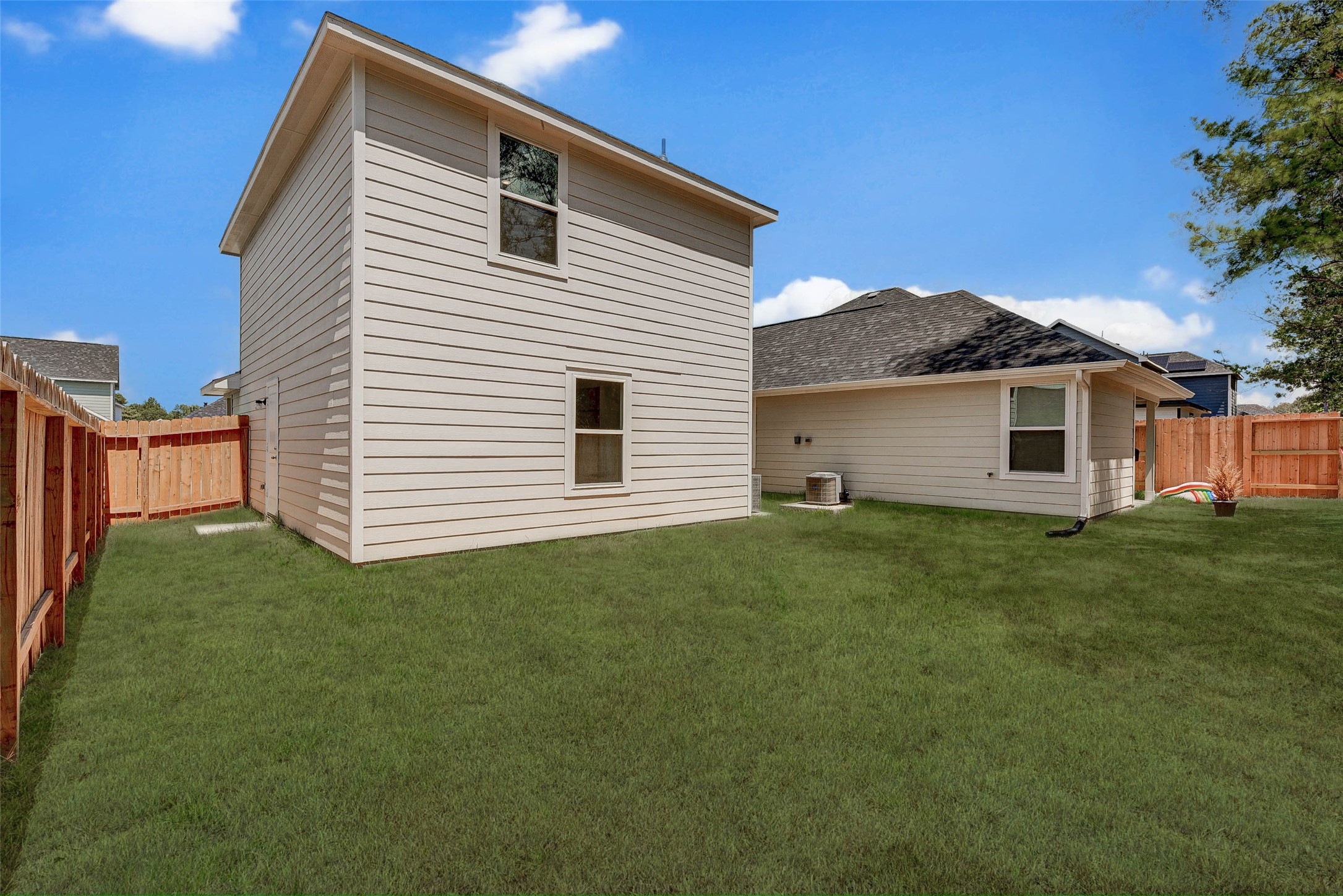 16934 Marie Village Drive , Conroe, TX, 77306 | 94833179 | Realty Texas LLC