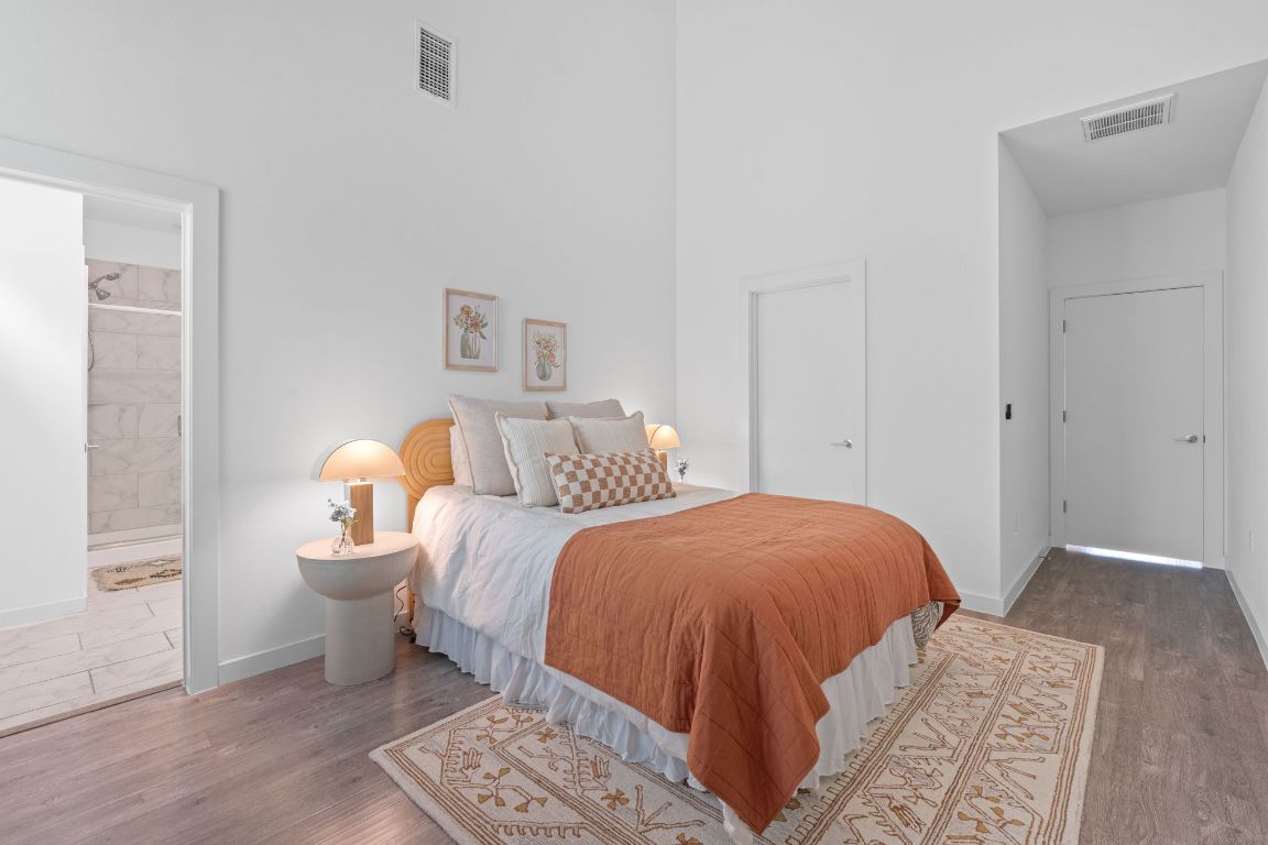705 N Bluff Drive 14 , Austin, TX, 78745 | 8556198 | Realty Texas LLC