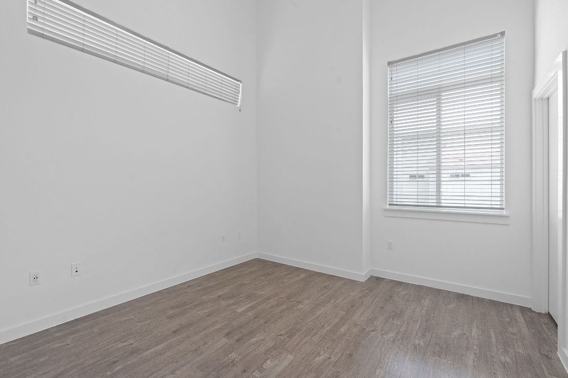 705 N Bluff Drive 14 , Austin, TX, 78745 | 8556198 | Realty Texas LLC