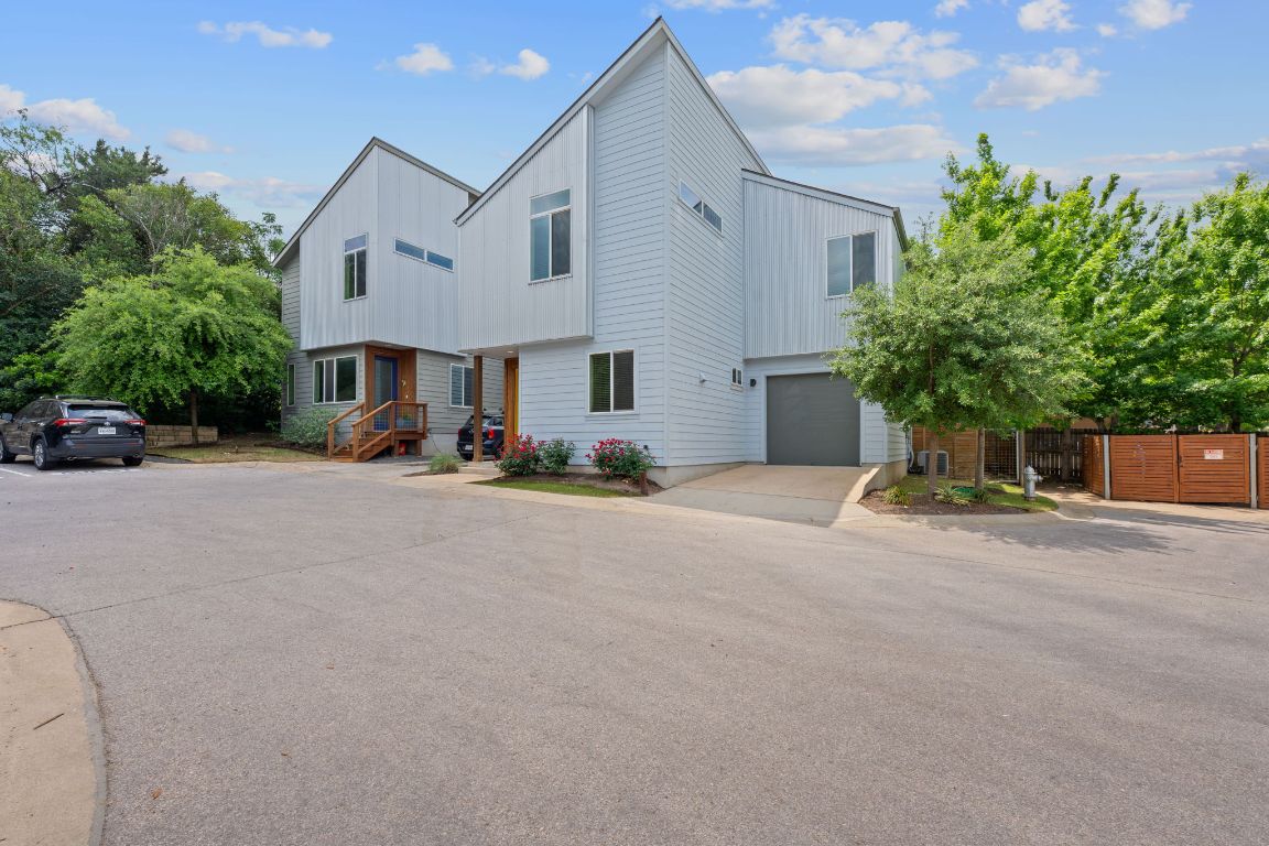705 N Bluff Drive 14 , Austin, TX, 78745 | 8556198 | Realty Texas LLC