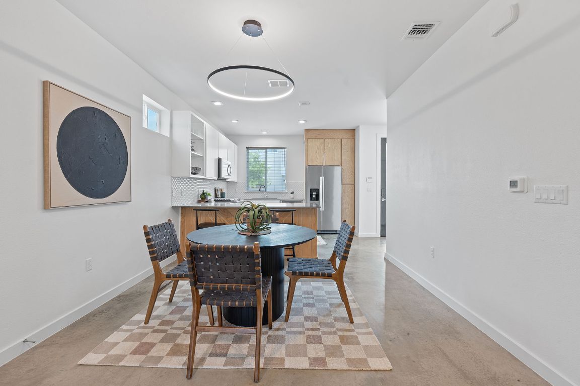 705 N Bluff Drive 14 , Austin, TX, 78745 | 8556198 | Realty Texas LLC