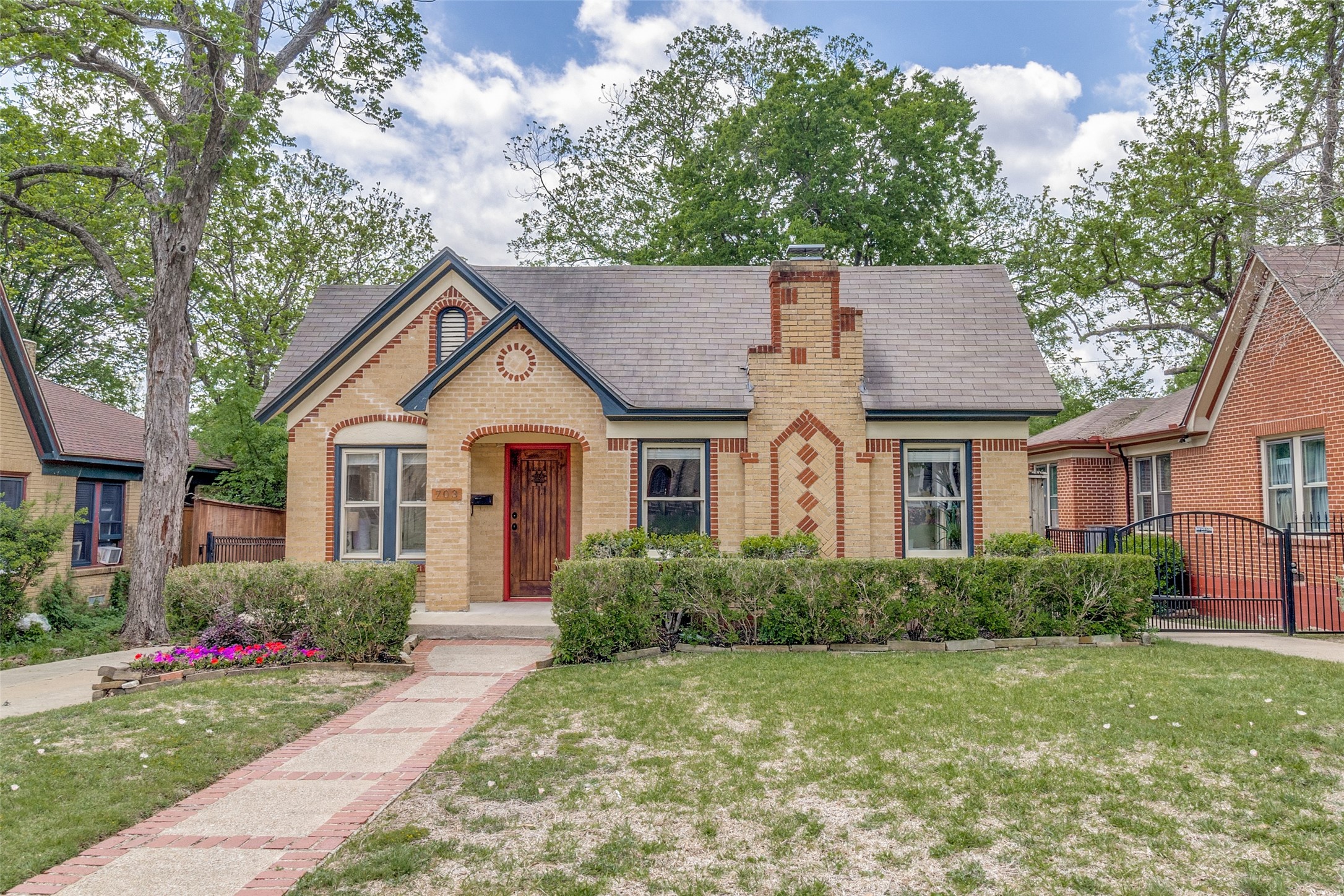 703 Valencia Street , Dallas, TX, 75223 | 20897549 | Realty Texas LLC