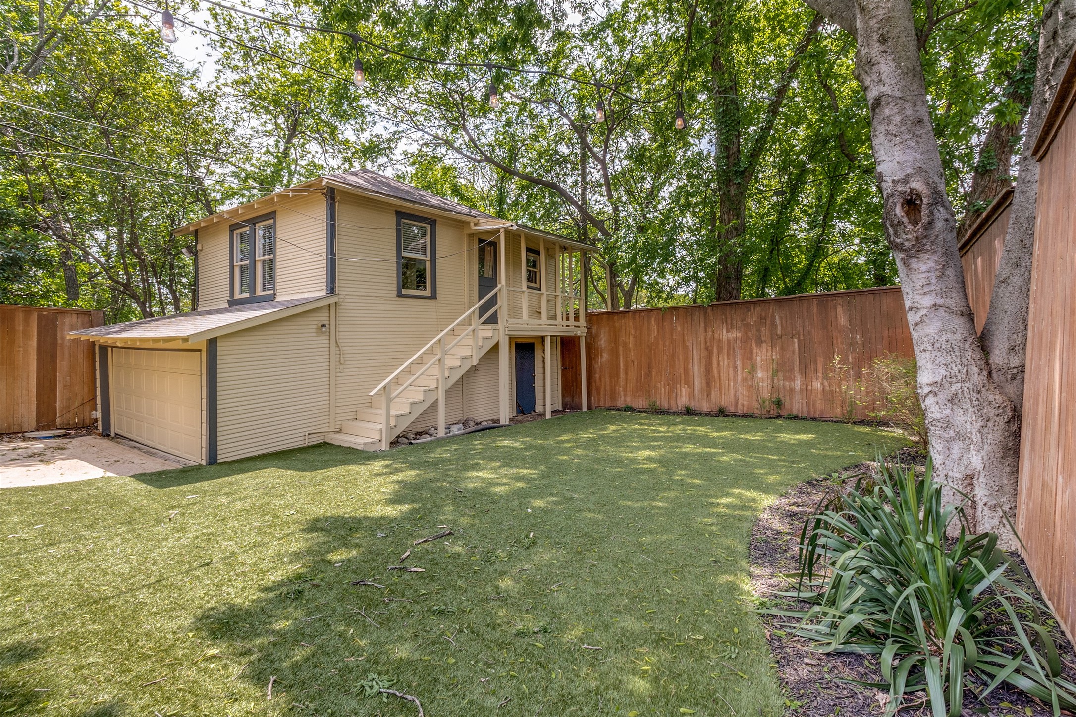 703 Valencia Street , Dallas, TX, 75223 | 20897549 | Realty Texas LLC