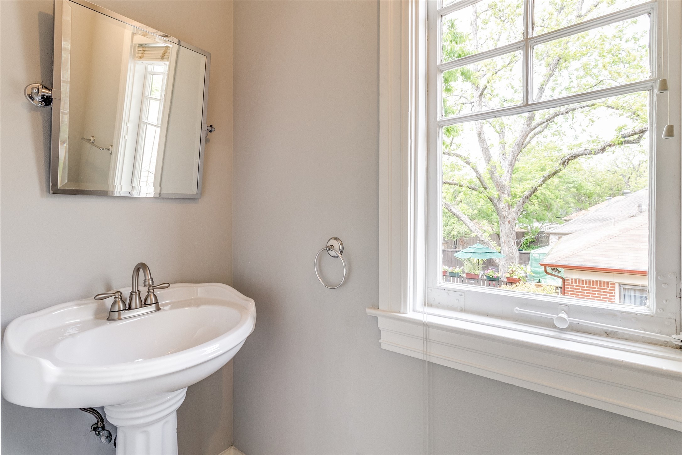 703 Valencia Street , Dallas, TX, 75223 | 20897549 | Realty Texas LLC