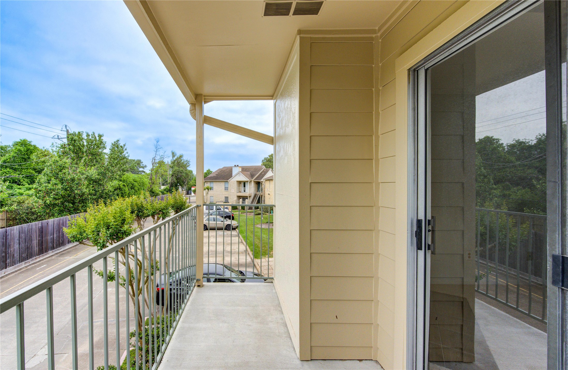 12550 Whittington Drive 404, Houston, TX, 77077 | 75568461 | Realty Texas LLC