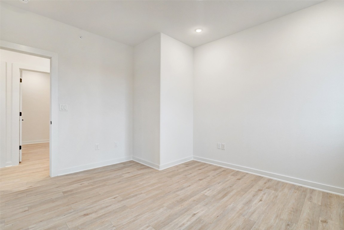 100 W Mockingbird Lane 401 , Austin, TX, 78745 | 8945913 | Realty Texas LLC