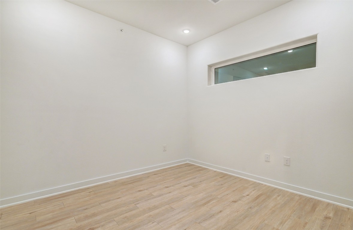 100 W Mockingbird Lane 401 , Austin, TX, 78745 | 8945913 | Realty Texas LLC