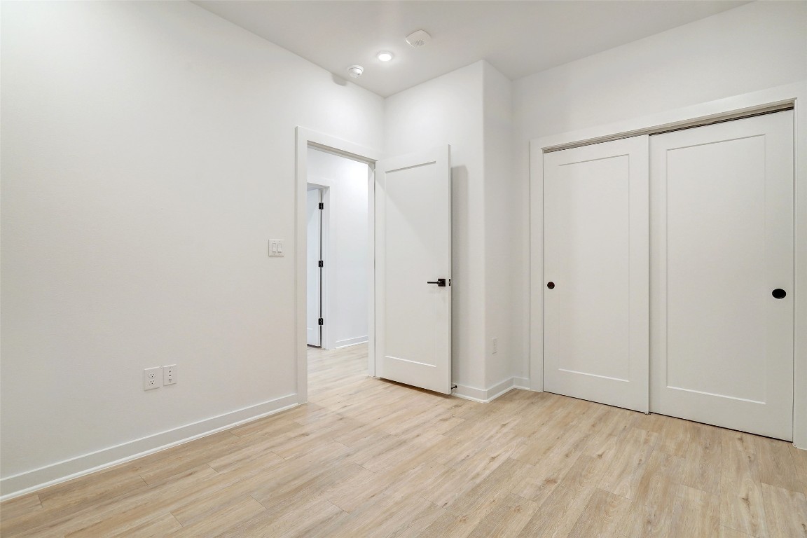100 W Mockingbird Lane 401 , Austin, TX, 78745 | 8945913 | Realty Texas LLC