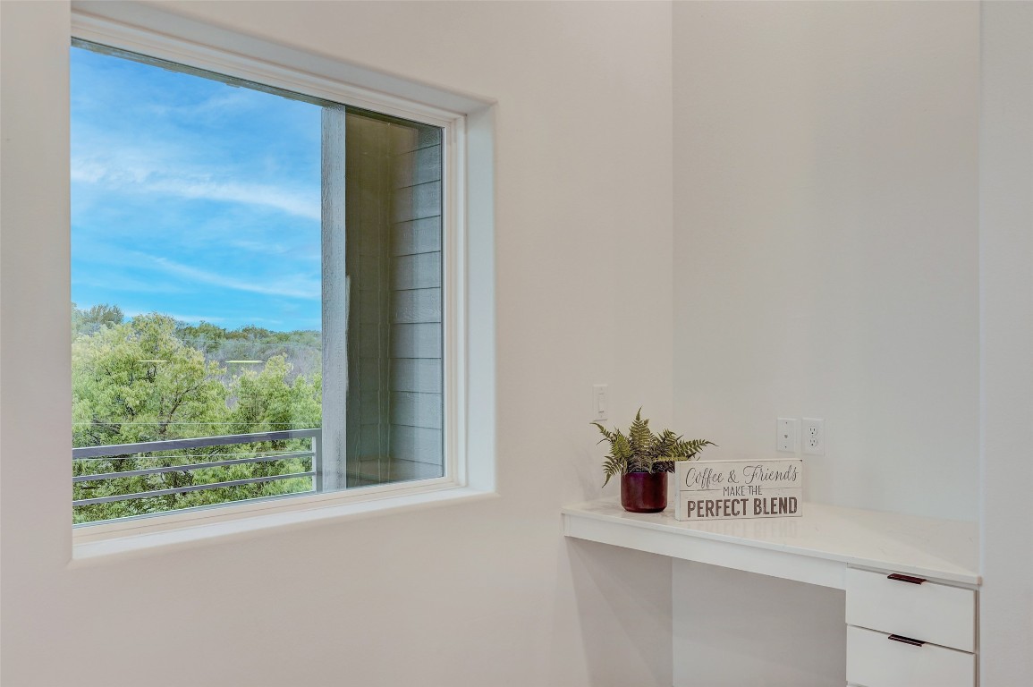 100 W Mockingbird Lane 401 , Austin, TX, 78745 | 8945913 | Realty Texas LLC