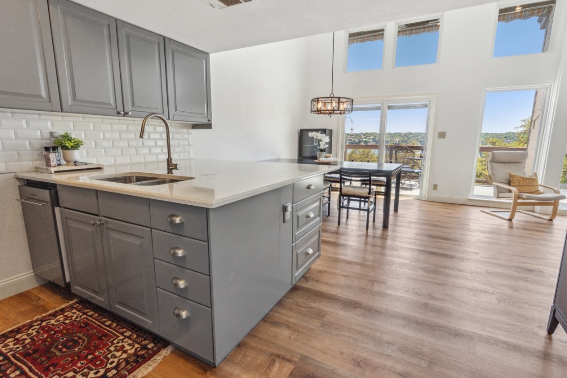 161 Comanche Drive, Point Venture, TX, 78645 | 2781662 | Realty Texas LLC