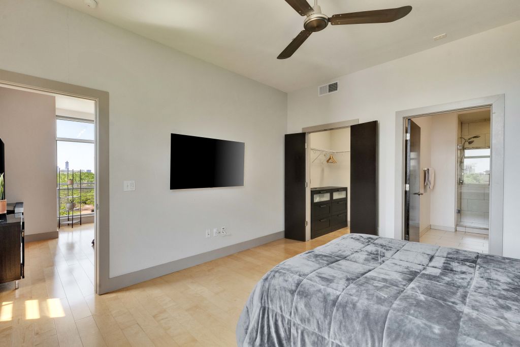 1320 Robert Browning Street 409 , Austin, TX, 78723 | 8678622 | Realty Texas LLC