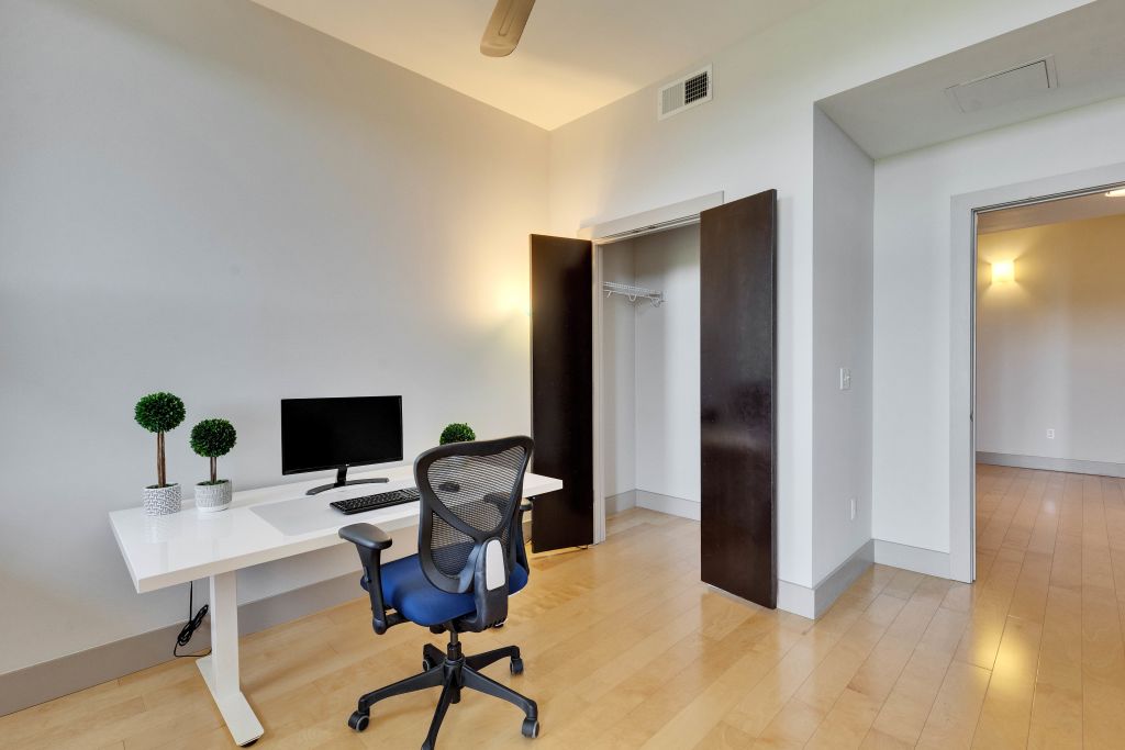 1320 Robert Browning Street 409 , Austin, TX, 78723 | 8678622 | Realty Texas LLC