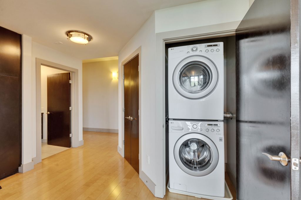 1320 Robert Browning Street 409 , Austin, TX, 78723 | 8678622 | Realty Texas LLC