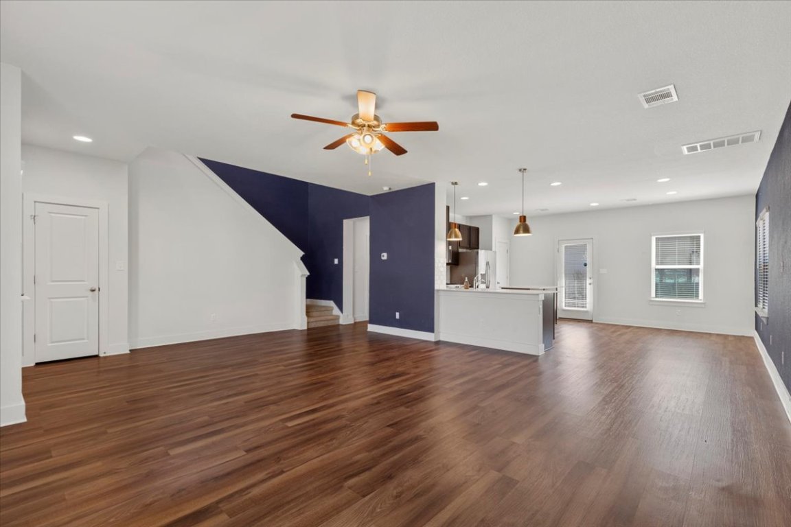 210 Timber Brook Drive , Hutto, TX, 78634 | 8406323 | Realty Texas LLC