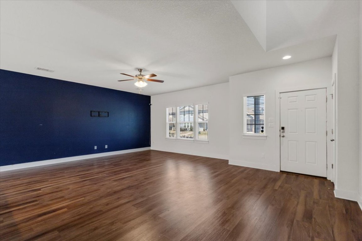 210 Timber Brook Drive , Hutto, TX, 78634 | 8406323 | Realty Texas LLC