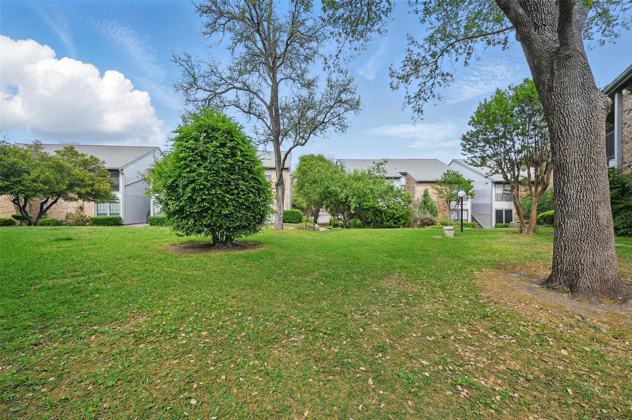 15151 Berry Trail 801 , Dallas, TX, 75248 | 20908126 | Realty Texas LLC