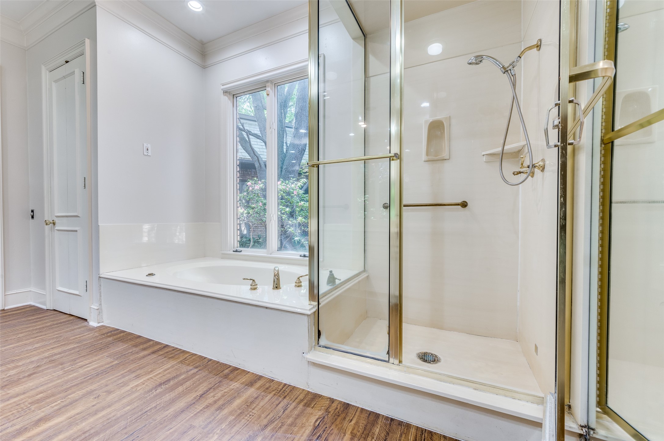 27 Lakeside Park , Dallas, TX, 75225 | 20908237 | Realty Texas LLC
