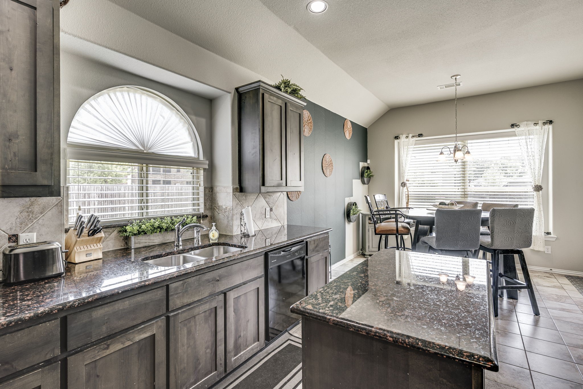 204 Janice Court , Glenn Heights, TX, 75154 | 20906972 | Realty Texas LLC