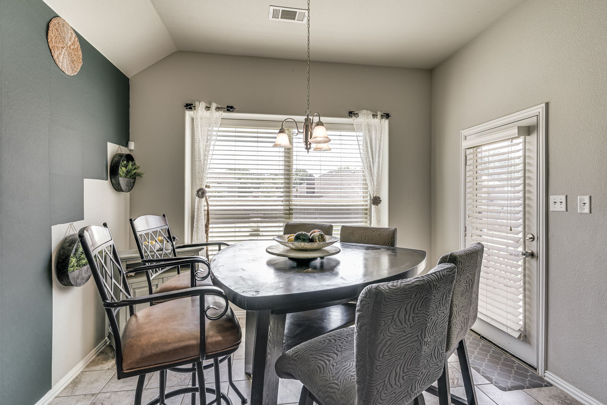 204 Janice Court , Glenn Heights, TX, 75154 | 20906972 | Realty Texas LLC