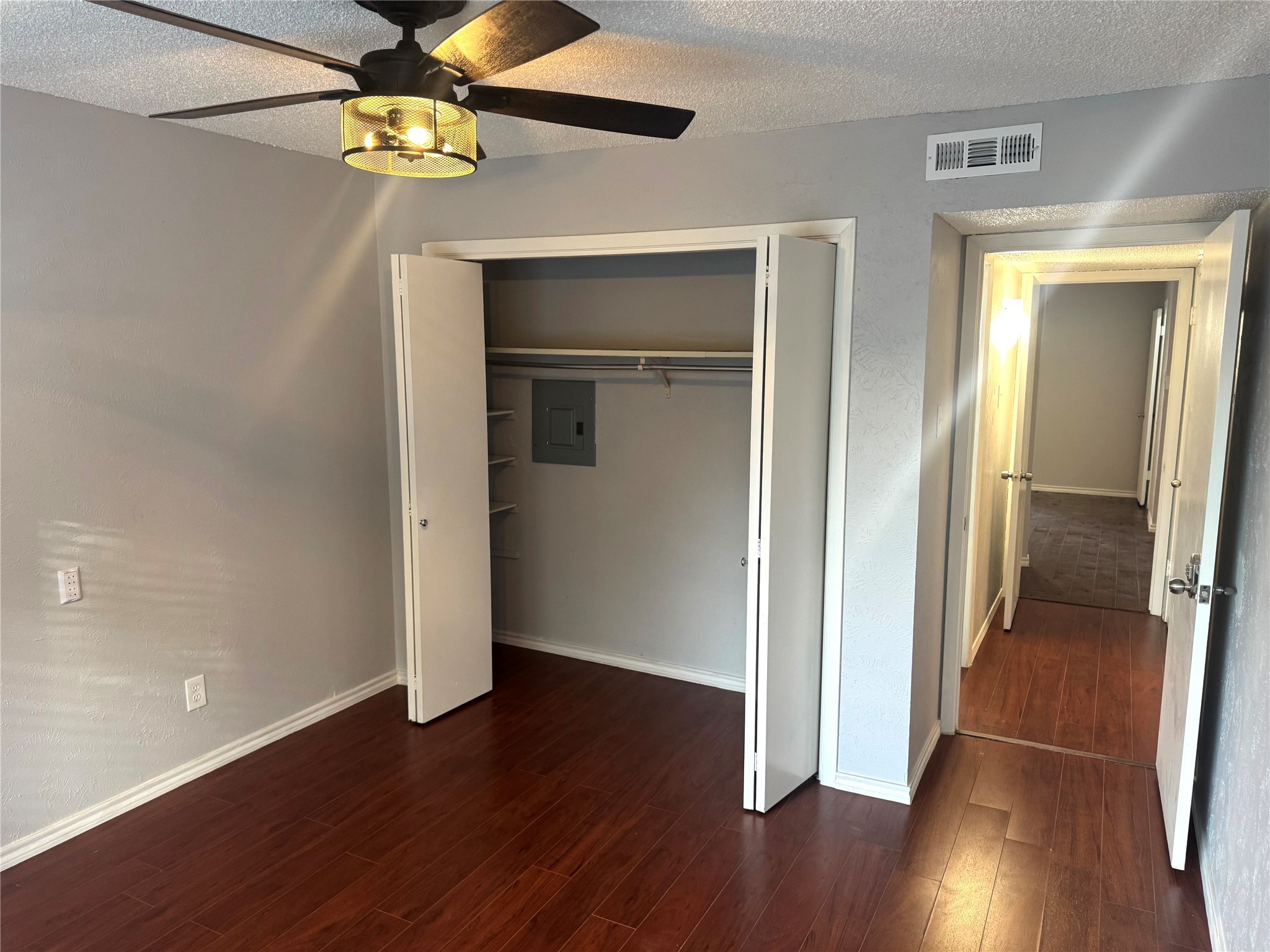 312 Valley Park Drive , Garland, TX, 75043 | 20908226 | Realty Texas LLC
