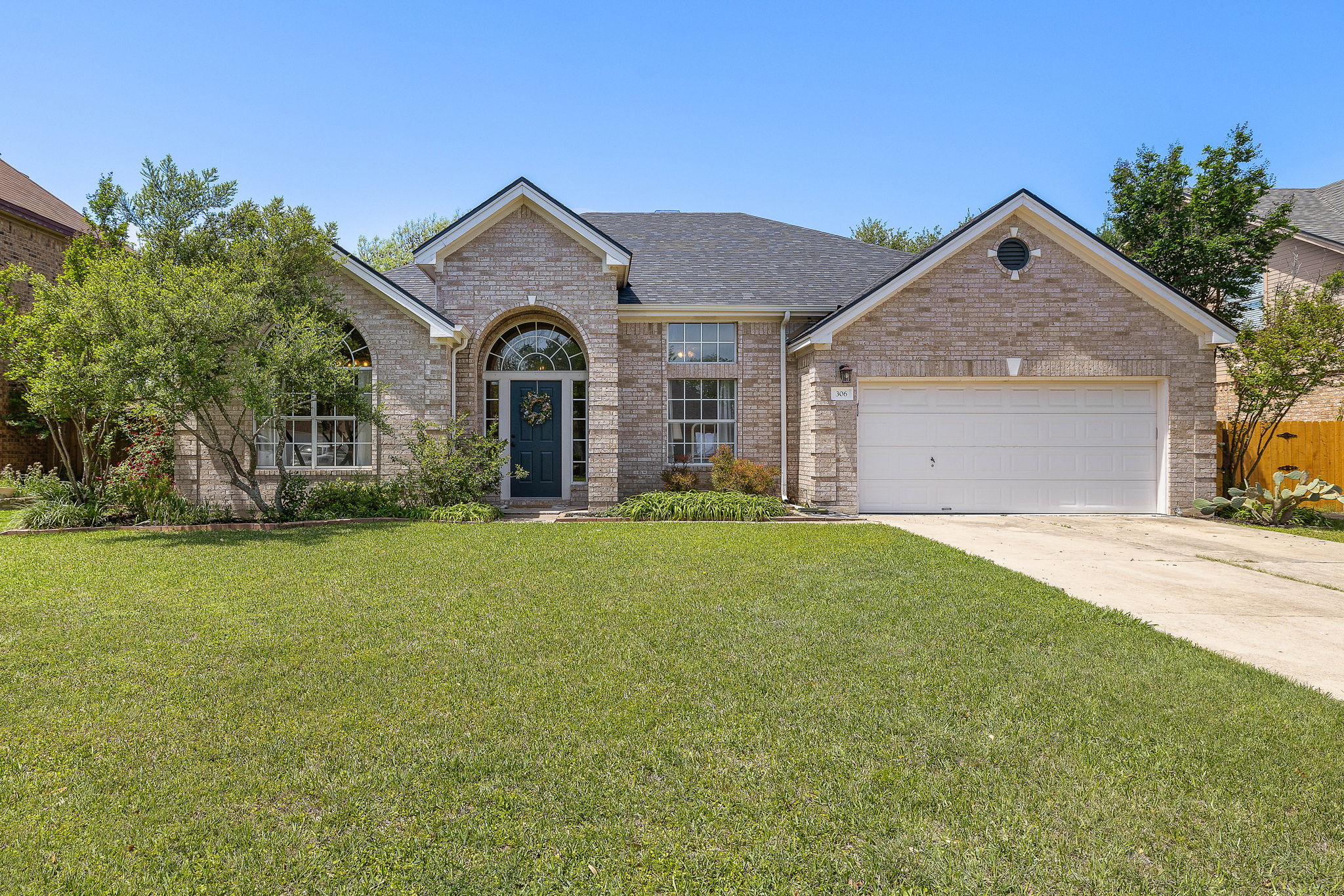 306 Steeplechase DR