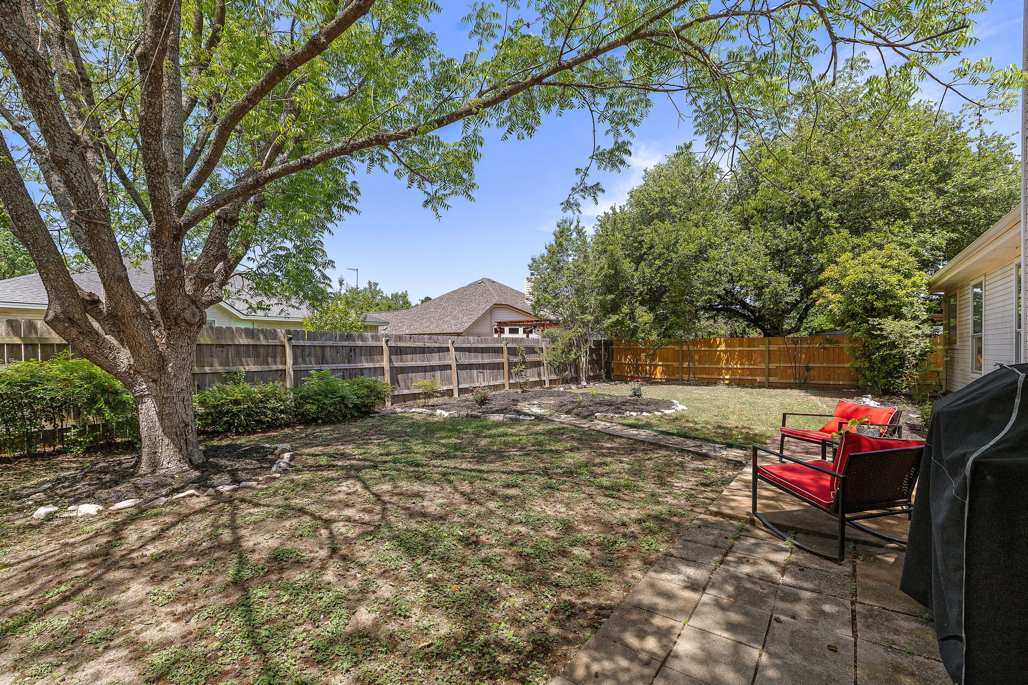 306 Steeplechase DR