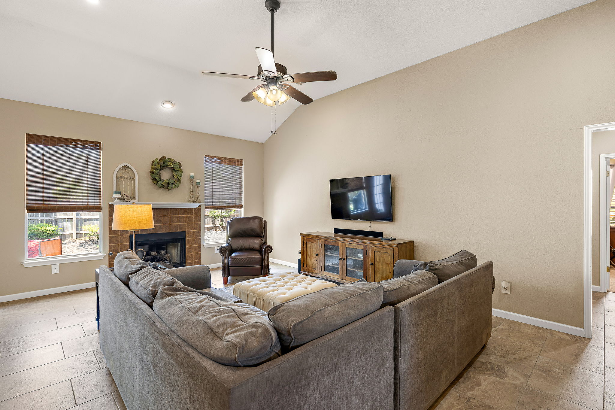 306 Steeplechase DR