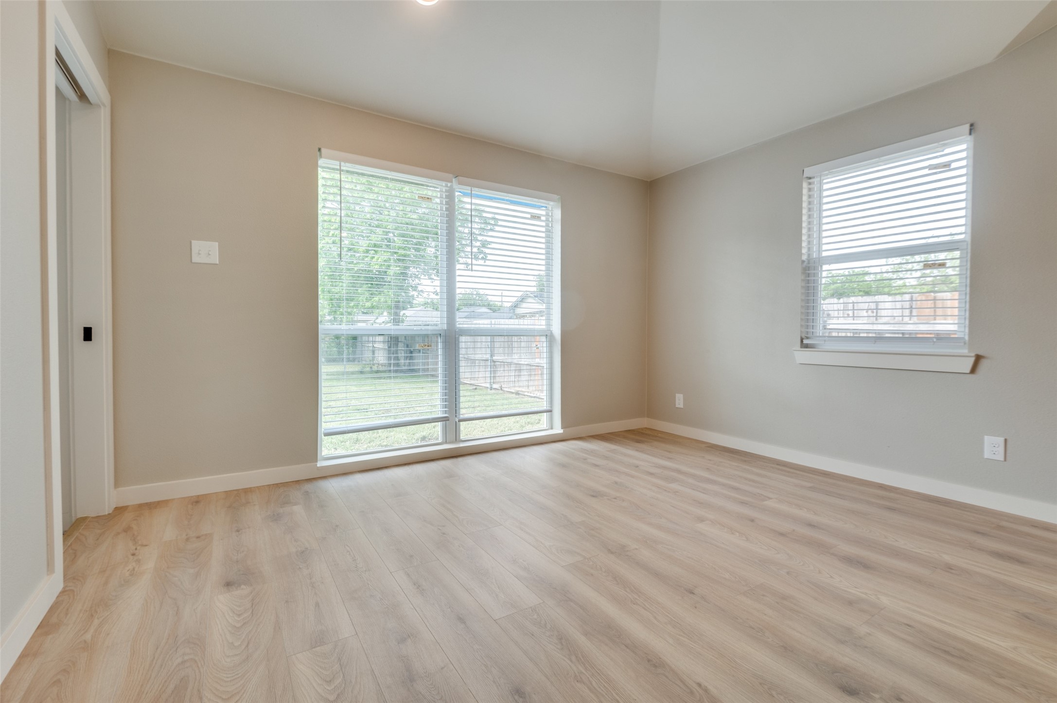 4038 Shelley Boulevard , Dallas, TX, 75211 | 20908518 | Realty Texas LLC